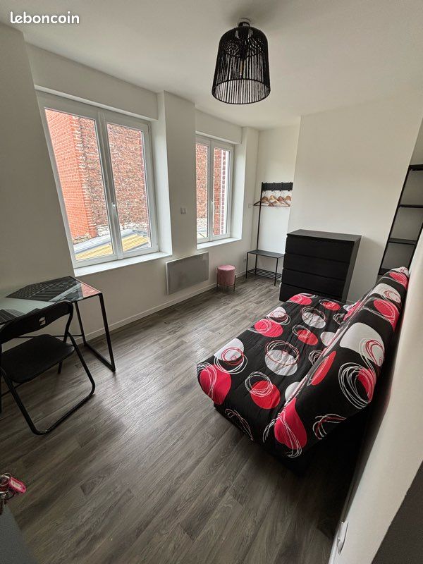 Appartement 1 pièce 10 m² · à Lille · 10 m² · 340 €