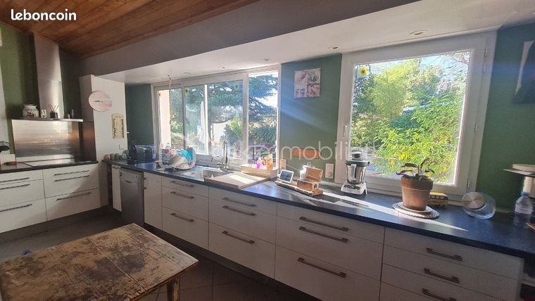 Villa 7 pièces 192 m²