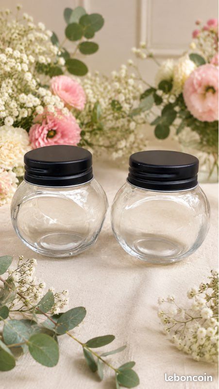 Lot de 200 pots en verres couvercle (image 1)