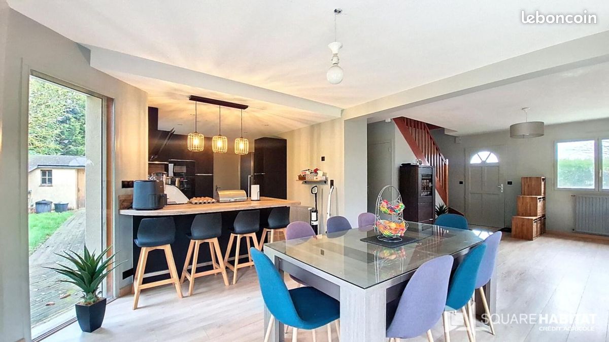 Maison 7 pièces 127 m² · à Crevin · 127 m² · 366 000 €