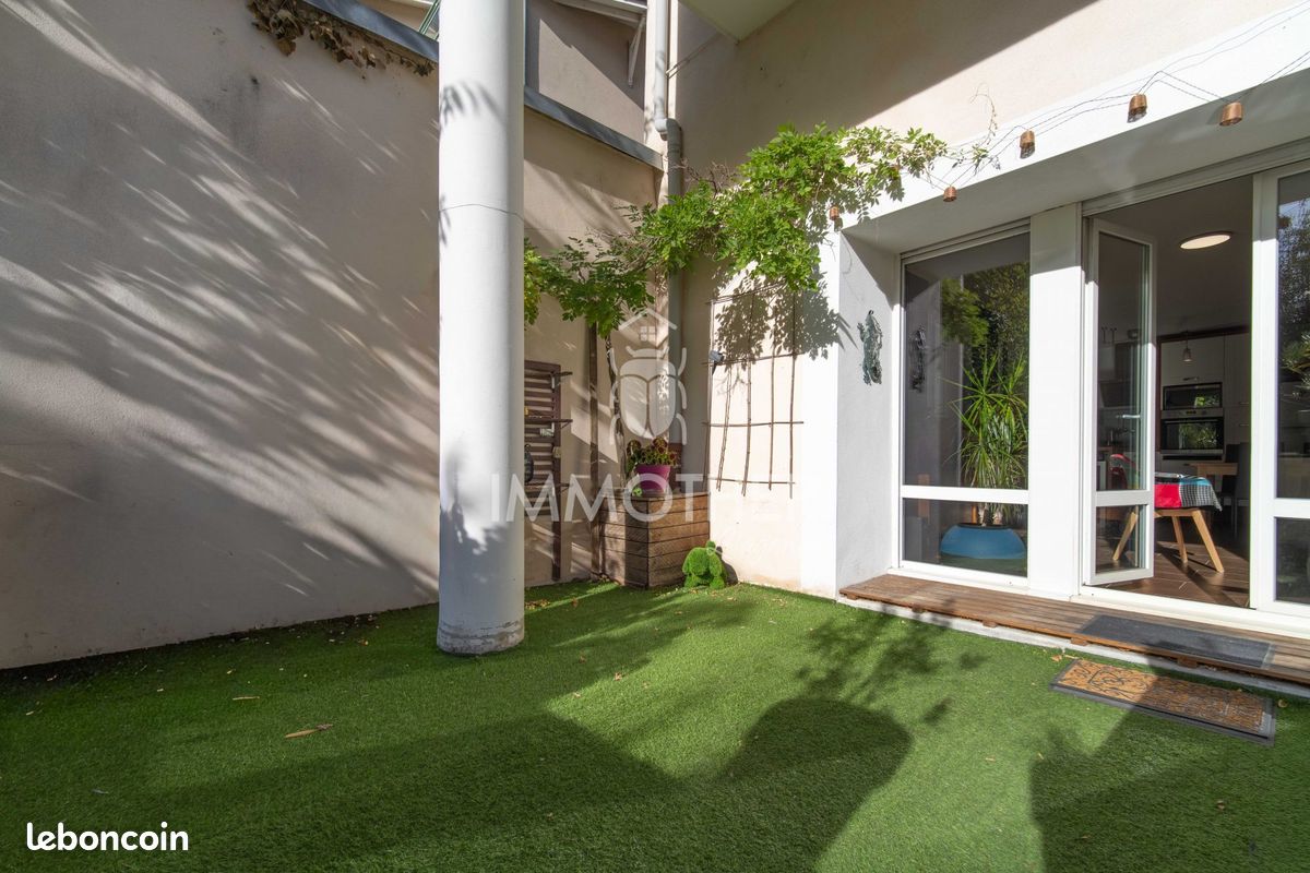 Appartement 3 pièces 74 m² · à Voiron · 74 m² · 255 000 €
