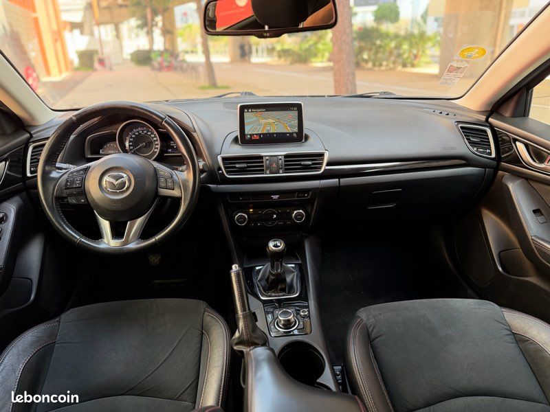 MAZDA 3 – 1.5 Skyactiv-D 105 ch – 2016 (image 5)