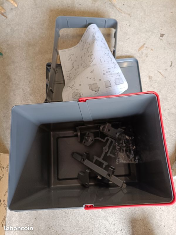 Poubelle de porte grise 15 L (image 4)
