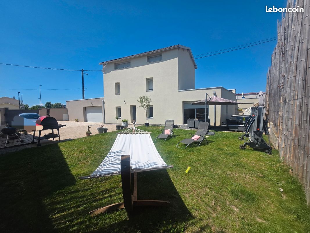 Maison 6 pièces 138 m² · à Romans-sur-Isère · 138 m² · 345 000 €