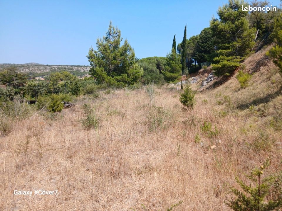 Terrain 1800 m² · à La Palme · 158 000 €