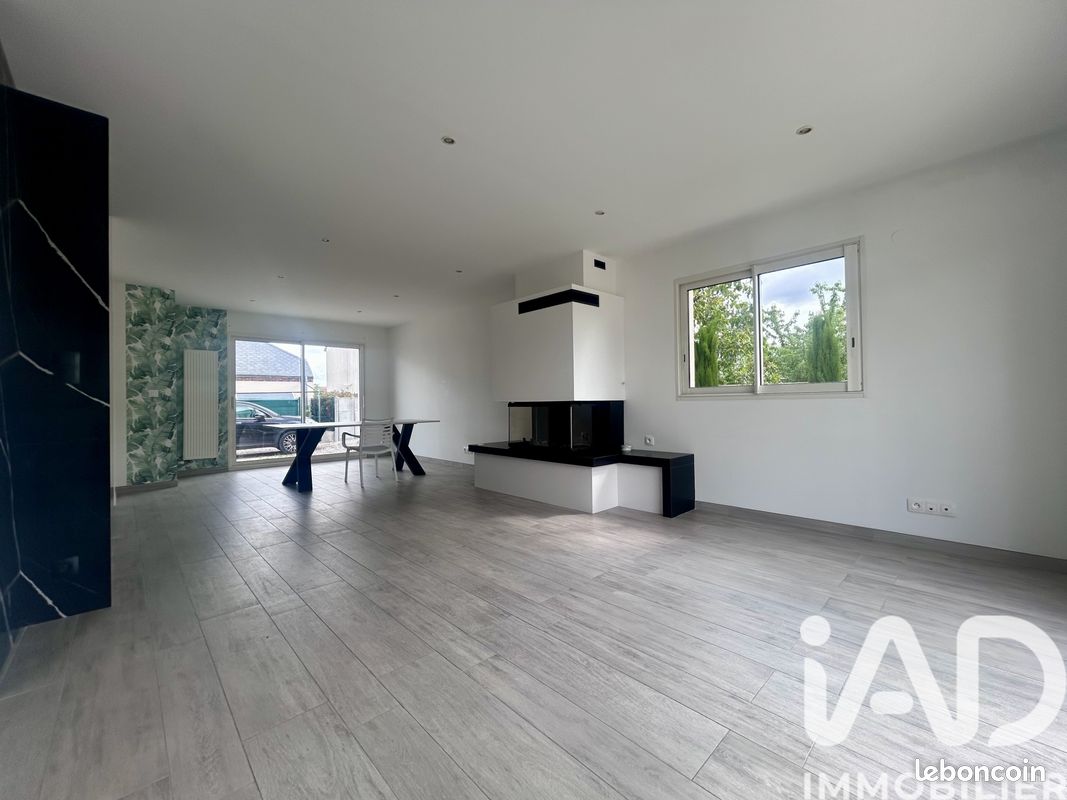 Maison 5 pièces 126 m² · à Orléans · 126 m² · 379 000 €