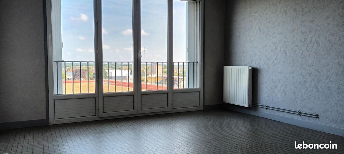 Appartement 5 pièces 79 m² · à L'Aigle · 79 m² · 624 €