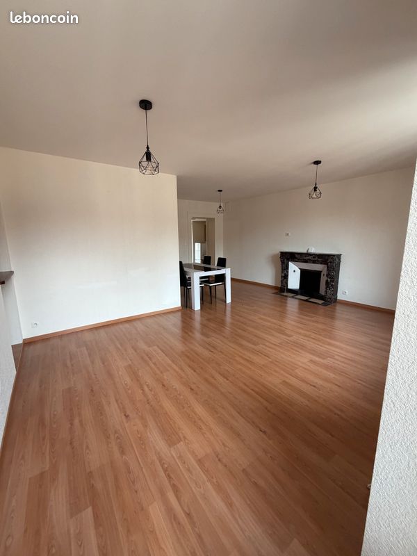Appartement 2 pièces 68 m² · à Saint-Claude · 68 m² · 540 €