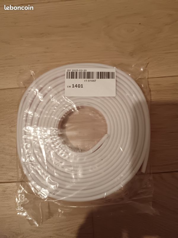 Lnb Universel Octo 8 Sorties Pour Antenne Parabolique Sky Freesat Hd Tv