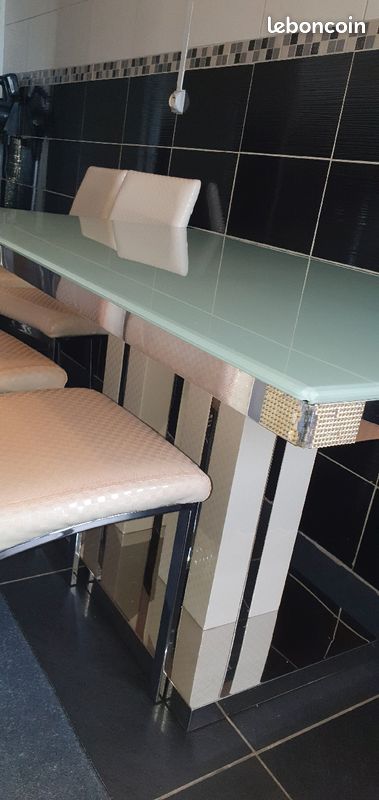 Table 6 chaises (image 1)