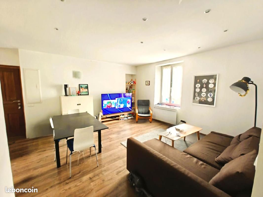 Appartement 3 pièces 59 m² · à Grenoble · 59 m² · 132 000 €