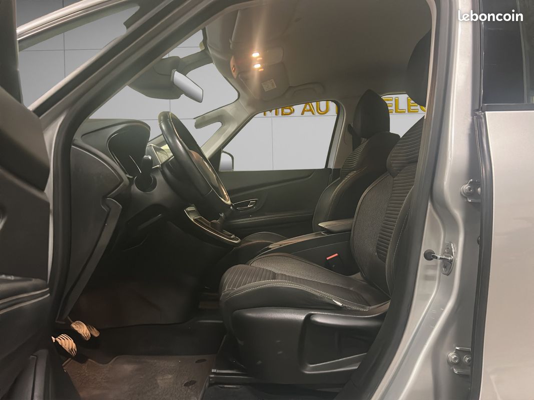 Renault scenic iv 1.5 dci 110ch energy business (image 9)