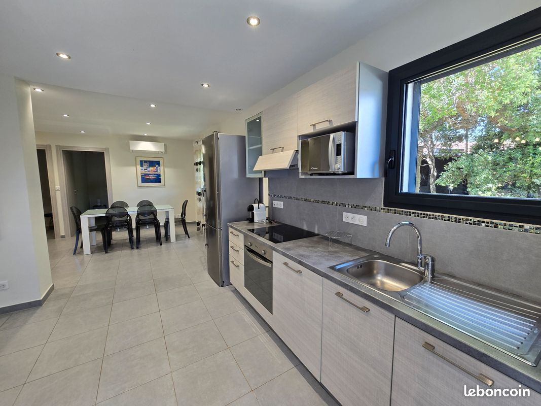Maison 4 pièces 110 m² · à Porto-Vecchio · 110 m² · 800 €/mois