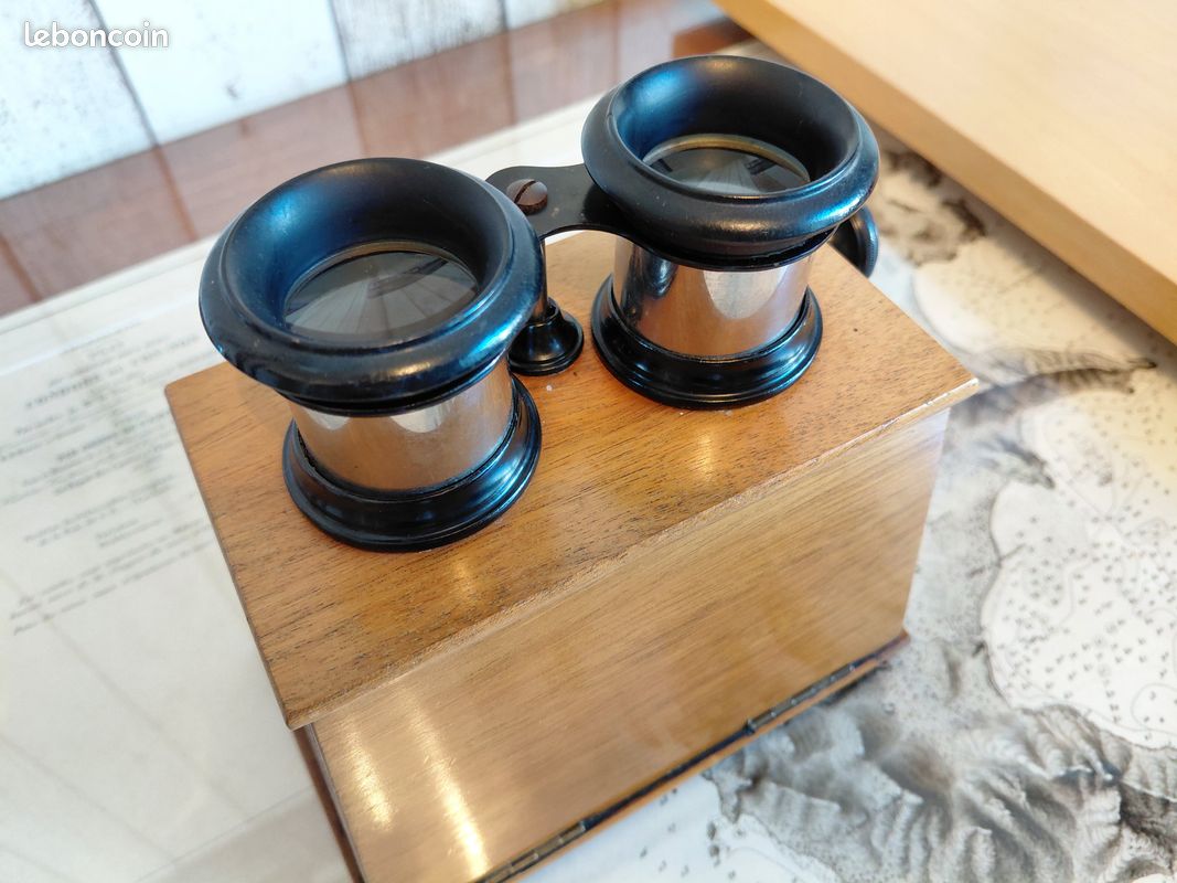 STEREOSCOPE DE TABLE GAUMONT/STEREODROME POUR VUES 6X13 AVEC 12
