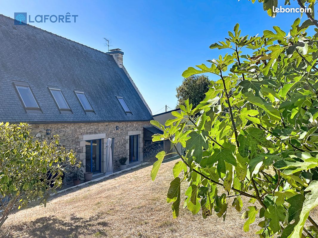 Maison 7 pièces 220 m² · à Kervignac · 220 m² · 598 000 €