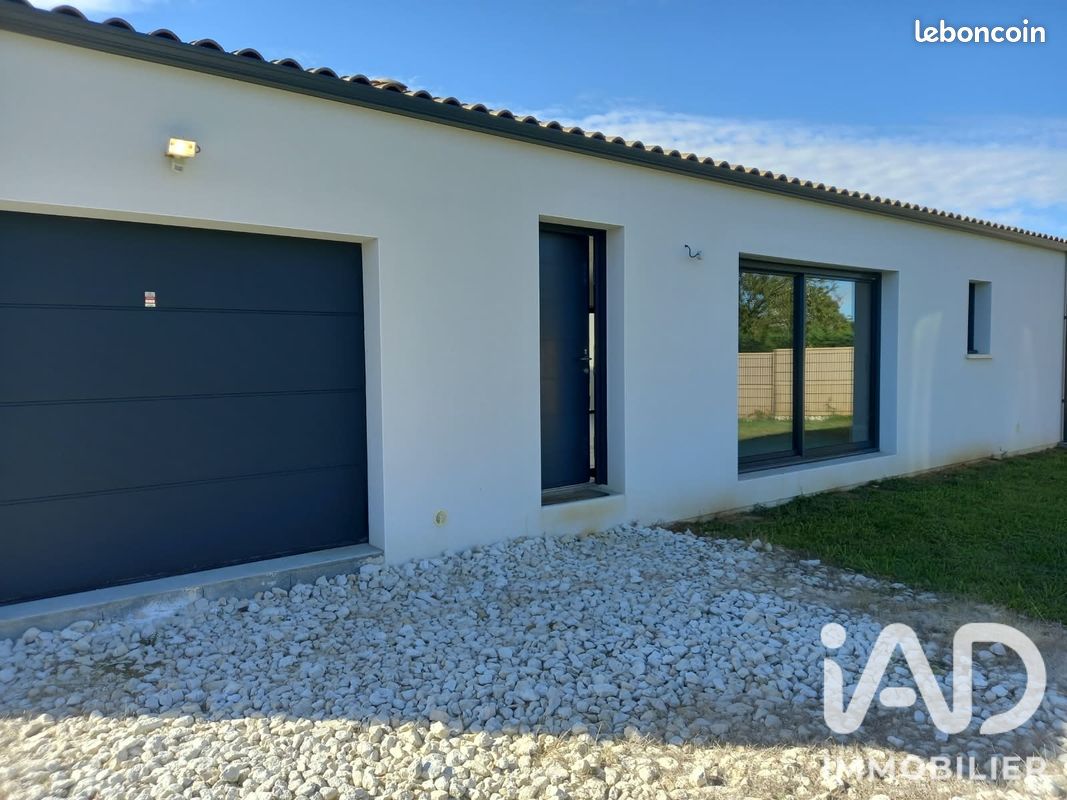 Maison 5 pièces 130 m² · à Saint-André-de-Lidon · 130 m² · 285 000 €