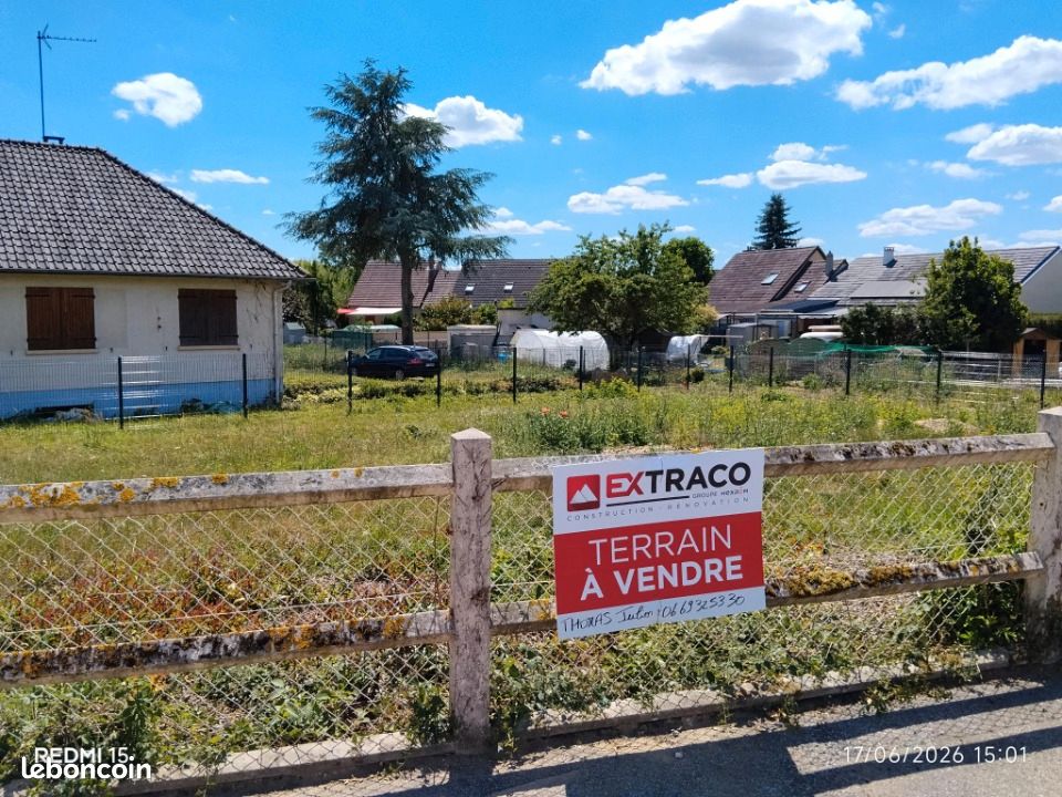 Terrain 703 m² Igoville · 99 500 €
