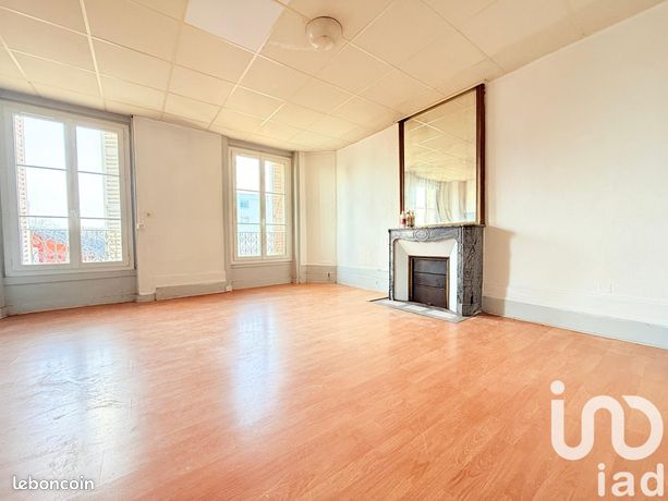 Studio 1 pièce 27 m²