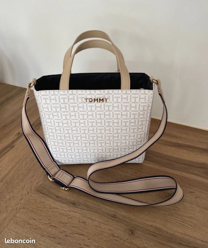 Bag RiÃ±onera Hilfiger RiÃ±onera De Plastico Mochila RiÃ±onera