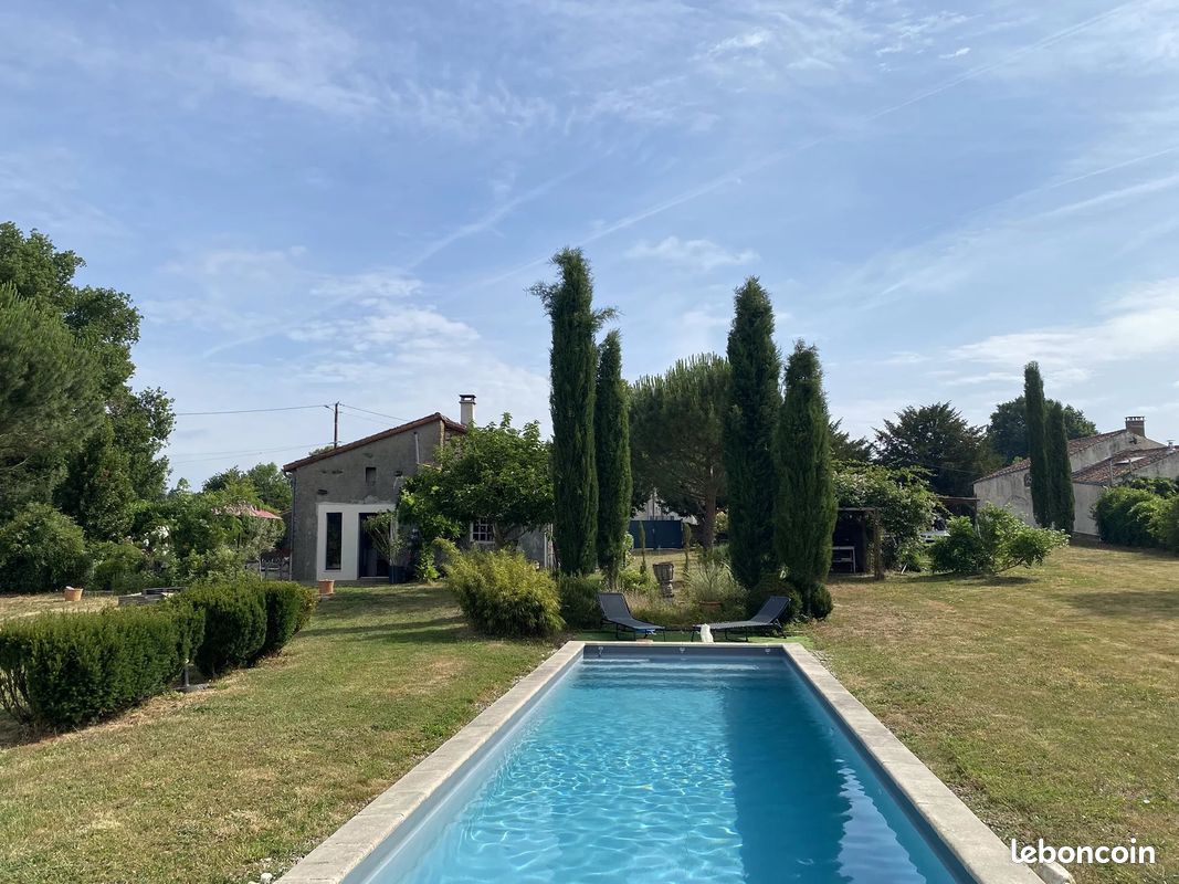 Maison 6 pièces 176 m² · à Bellac · 176 m² · 256 800 €