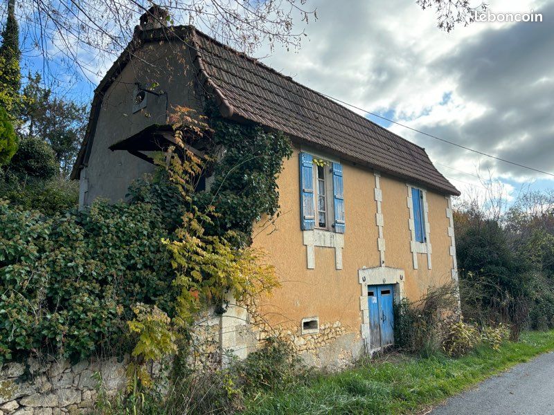 Maison 3 pièces 100 m² · à Saint-Martin-des-Combes · 100 m² · 85 000 €