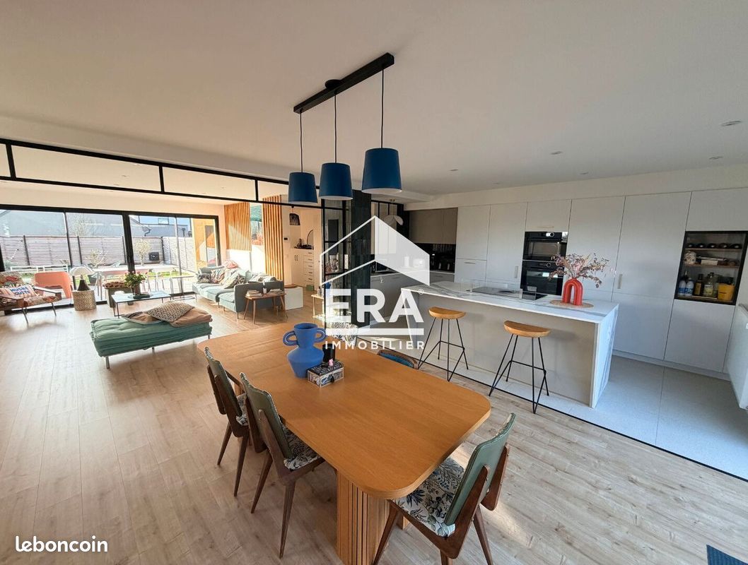 Maison 7 pièces 165 m² · à Vitré · 165 m² · 421 200 €
