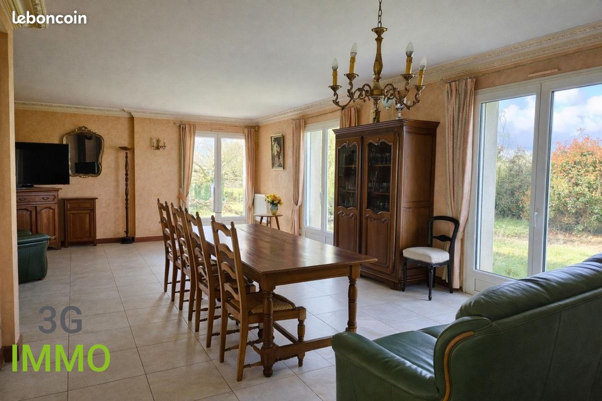 Vente | Maison avec dépendance | 8p | 6ch | 193.14 m² | Saint-Jouan-des-Guérets | Expo Sud-Ouest | Terrasse (image 2)