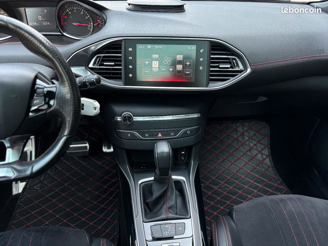 PEUGEOT 308 SW GT-LINE 130ch / Distribution à jour / Sieges Massants/Chauffants / Denon Audio / Toit Panoramique... (image 10)