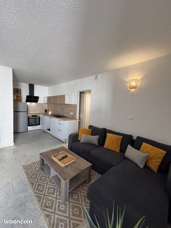 Appartement 2 pièces 38 m² · à Mandelieu-la-Napoule · 38 m² · 690 €/mois
