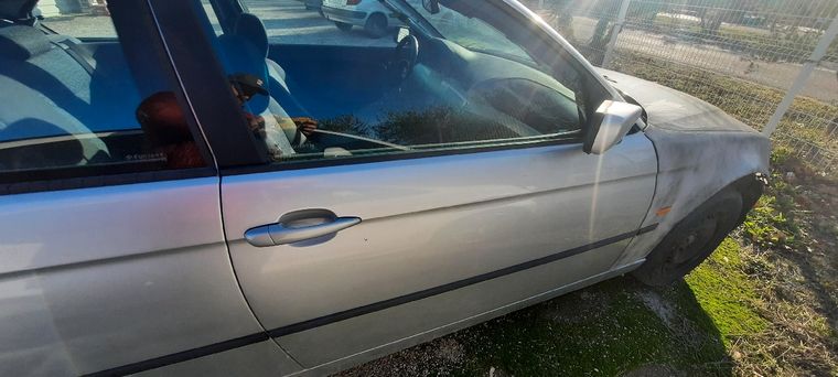 BMW 3-SERIES (E30) BÂCHE DE PROTECTION INTÉRIEUR AVEC POCHES RÉTROVISEURS  ROUGE NOUVEAUX COUVERTURE DE VOITURE - Cdiscount Auto