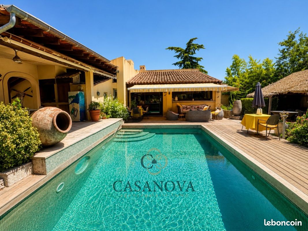 Maison 5 pièces 246 m² · à Juvignac · 246 m² · 890 000 €