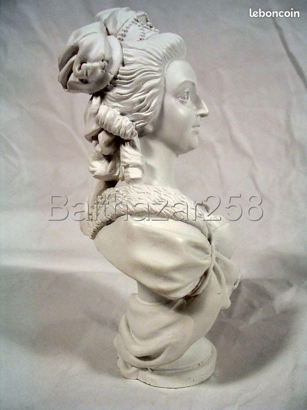 Manufacture de Sèvres – Marie-Antoinette Reine de France