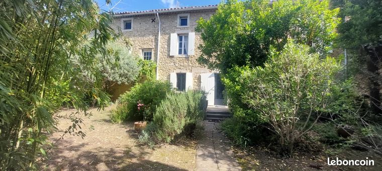 Maison de village 10 pièces 266 m²