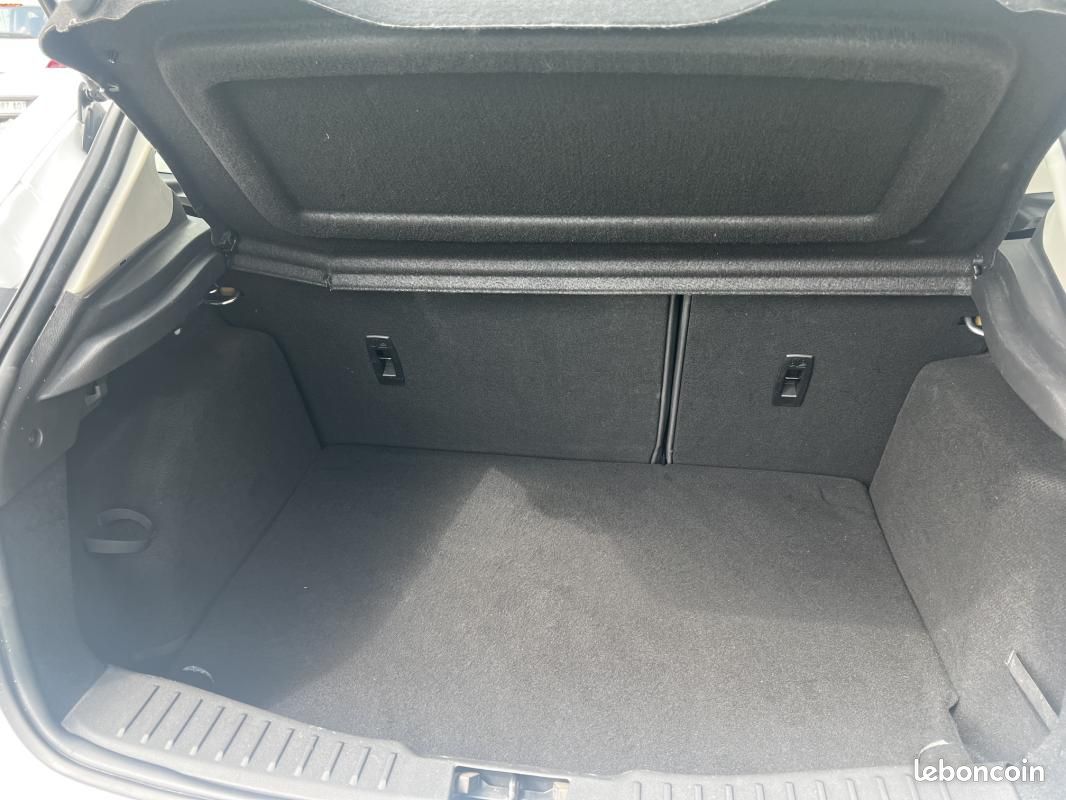 Ford Focus 3 PH2 TITANIUM 1.0 ECOBOOST 125CH BVM (image 6)