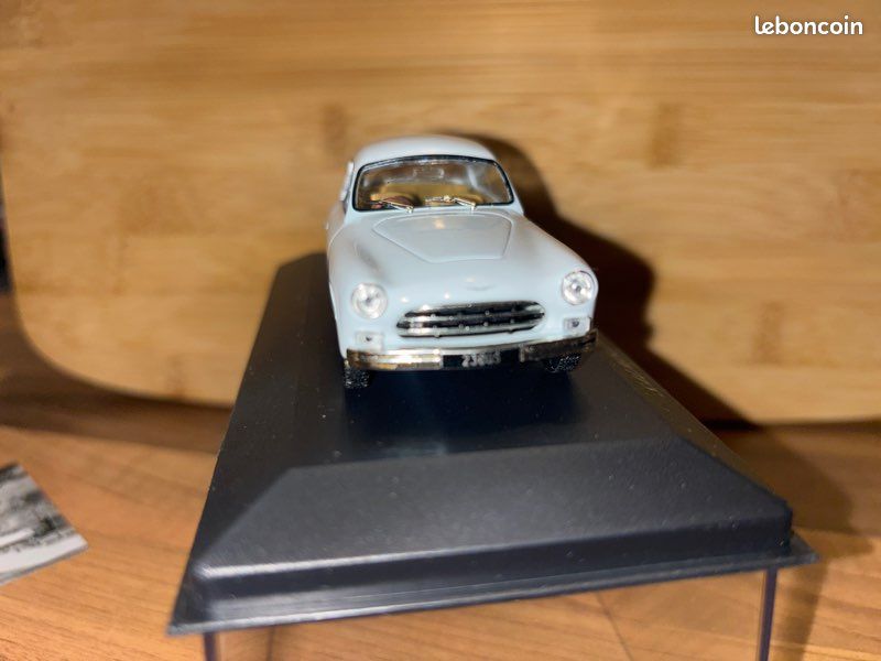VOITURE DE COLLECTION 1/43 Salmson Sport 2300S 1955 EUR 8,99 - FR