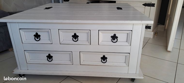 Table basse avec coffre en bois - Mobilier design, décoration d'intérieur