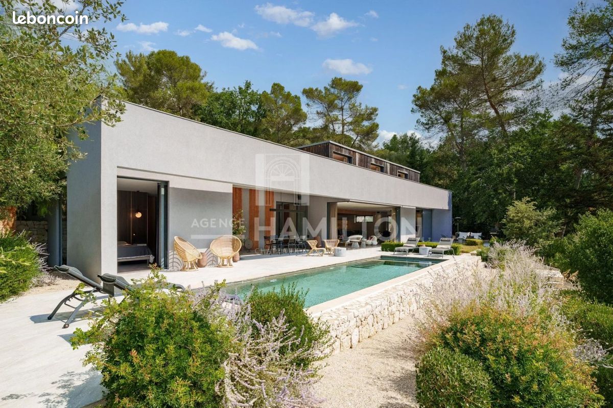 Maison 5 pièces 260 m² · à Valbonne · 260 m² · 2 690 000 €