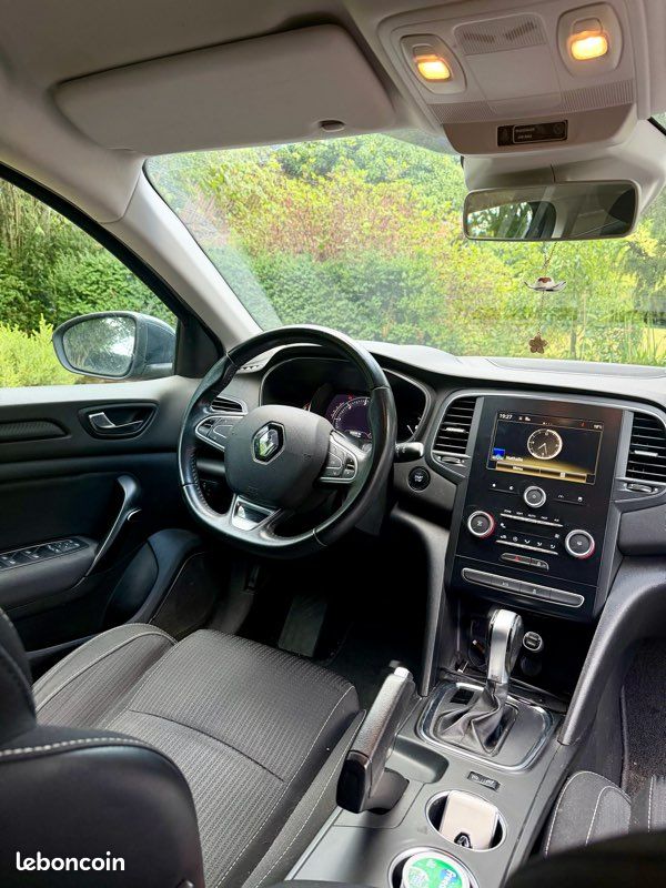 RENAULT MÉGANE 4 1.5 dCi 110 ch BOÎTE AUTOMATIQUE (image 3)