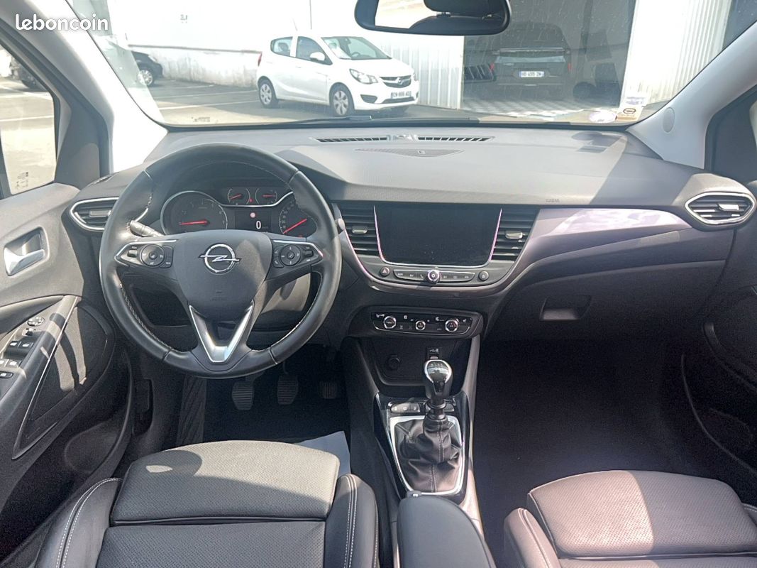OPEL Crossland X 1.2 Turbo 110 ch Business Elegance (image 8)