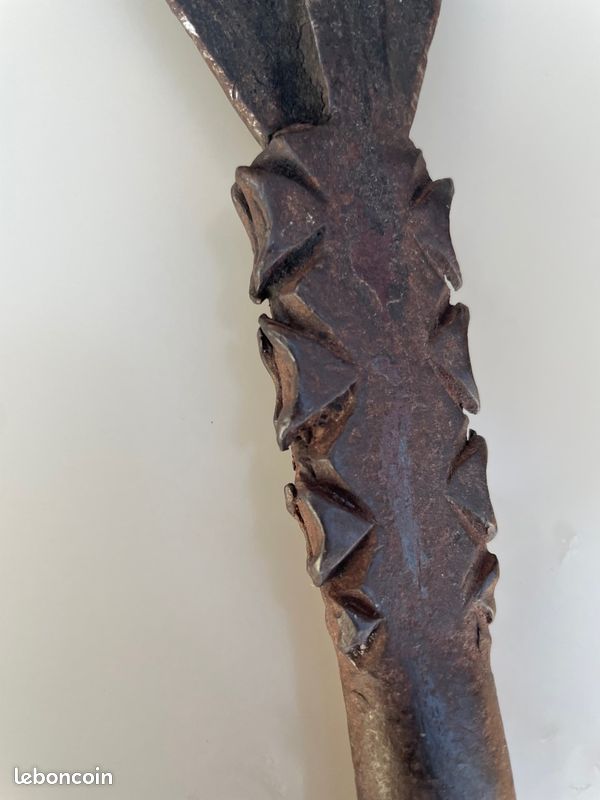 ANCIENNE TÊTE DE Lion en bois de noyer sculpté-vintage-blason EUR 64,90