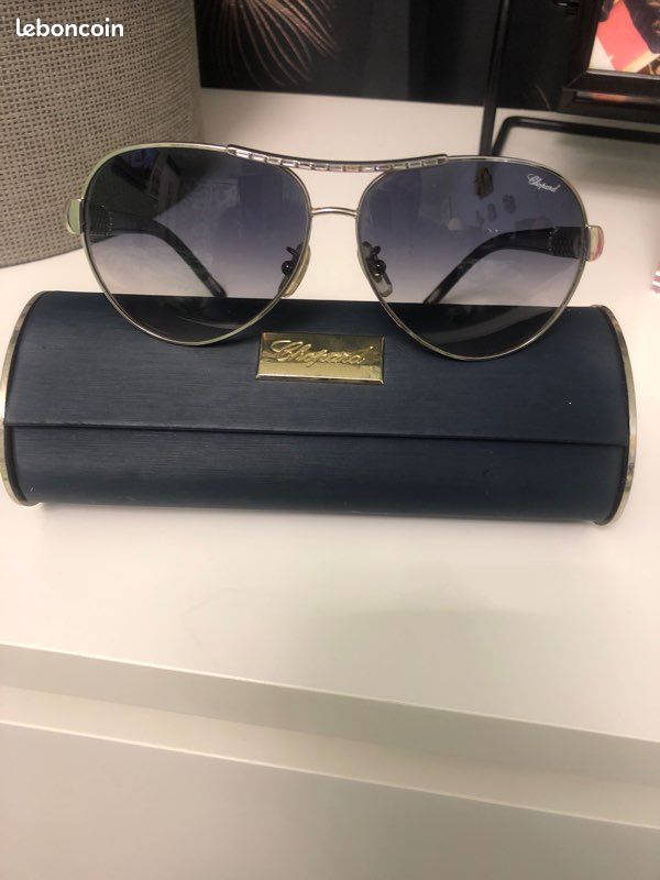 Lunettes de soleil (image 1)