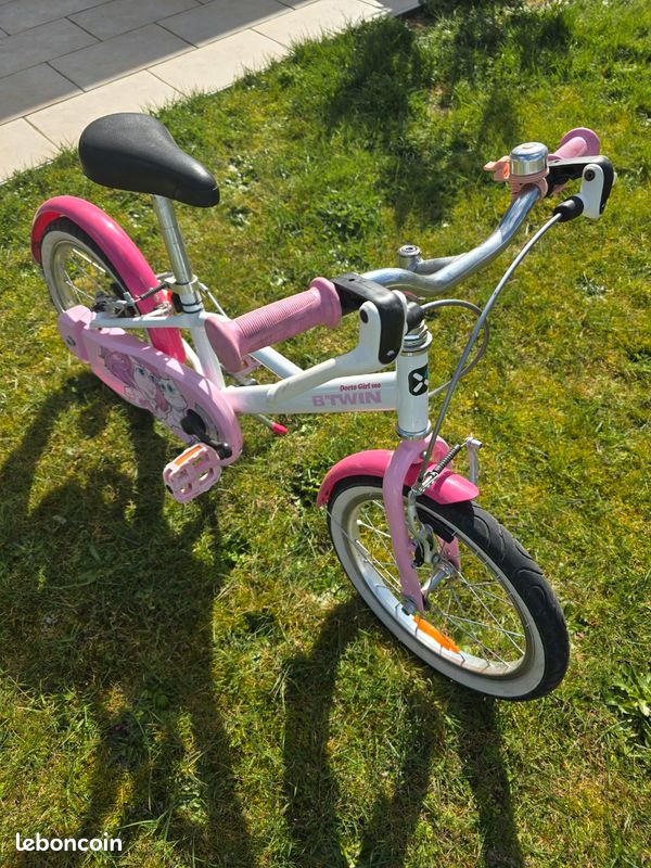 Vélo 16 pouces 4-6 ans 900 racing rouge b'twin DECATHLON - Vélos