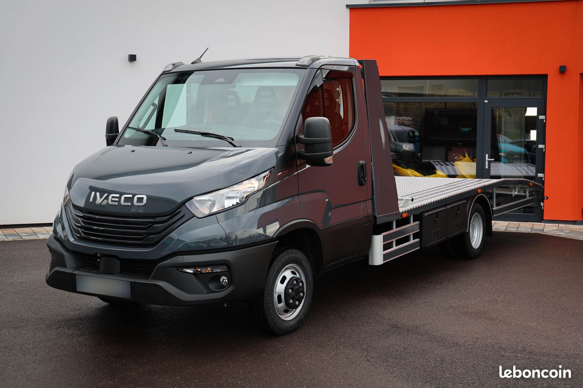 Iveco Daily 3.0 35C16 160ch porte voiture roues jumelées (image 3)