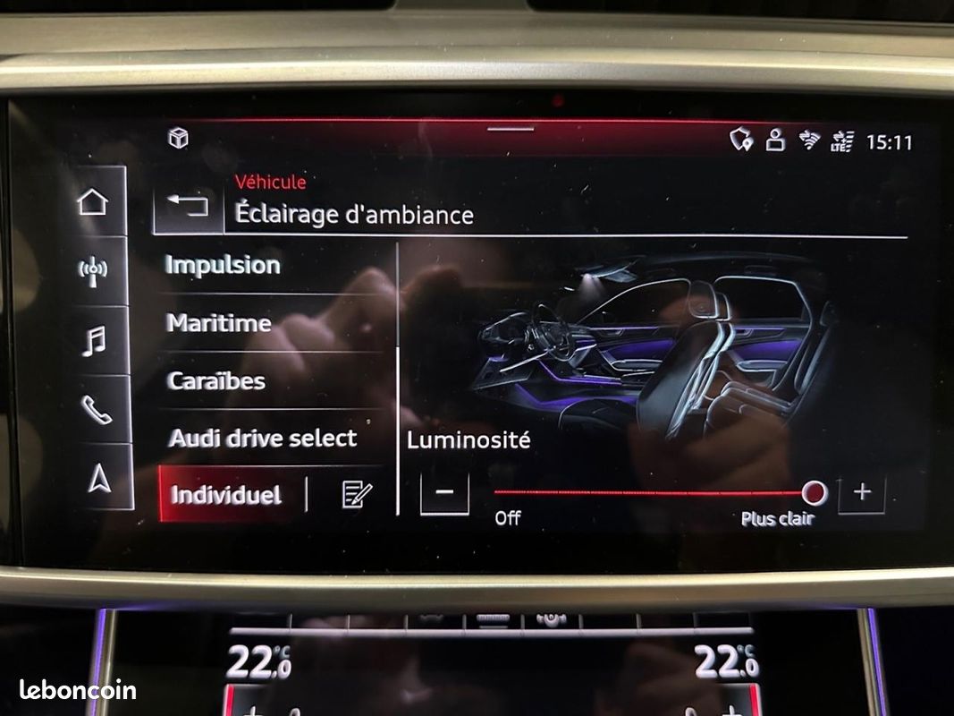 AUDI A6 AVANT 55 TFSI e QUATTRO S LINE (image 20)