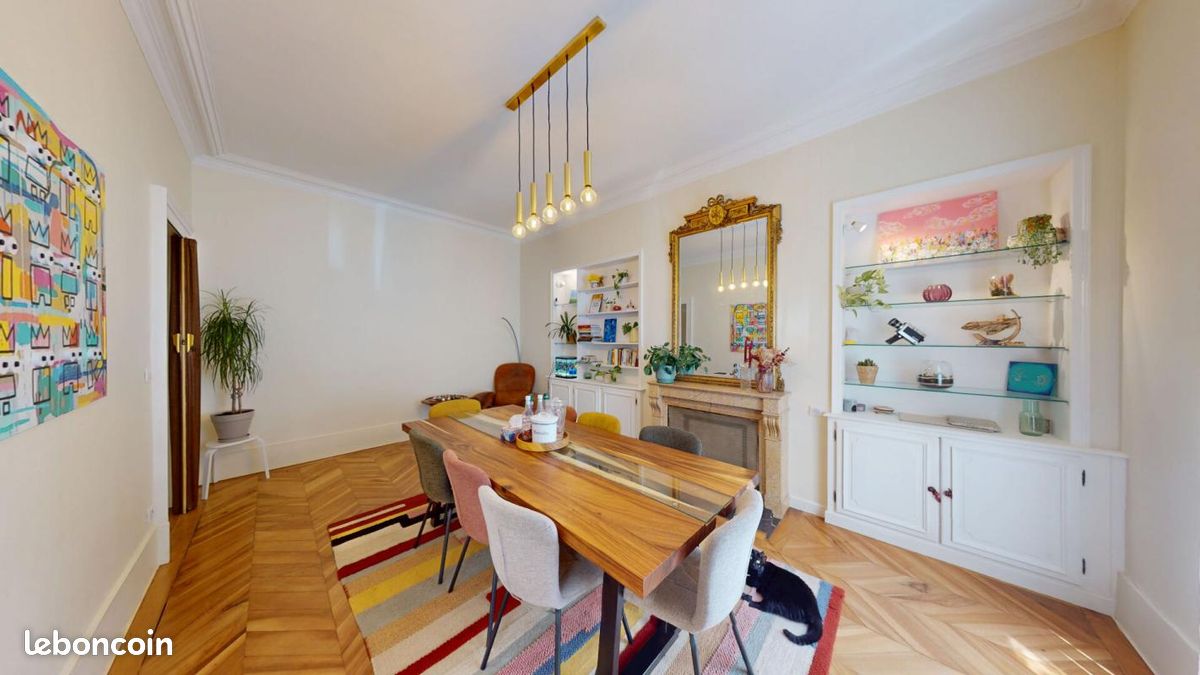 Appartement 4 pièces 111 m² · à Grenoble · 111 m² · 360 000 €