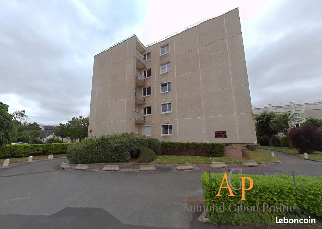 Parking 10 m² · à Caen · 10 m² · 75 €/mois