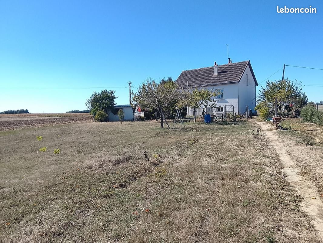 Maison 4 pièces 90 m² · à Azay-le-Ferron · 90 m² · 115 990 €
