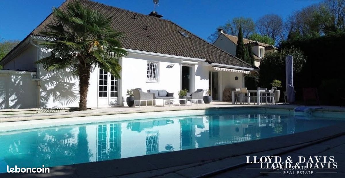 Maison 8 pièces 185 m² · à Viarmes · 185 m² · 599 000 €