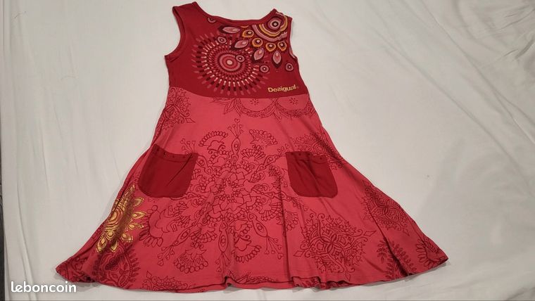 BELLE PETITE ROBE noire taille 14 ans LPC girls EUR 9,95