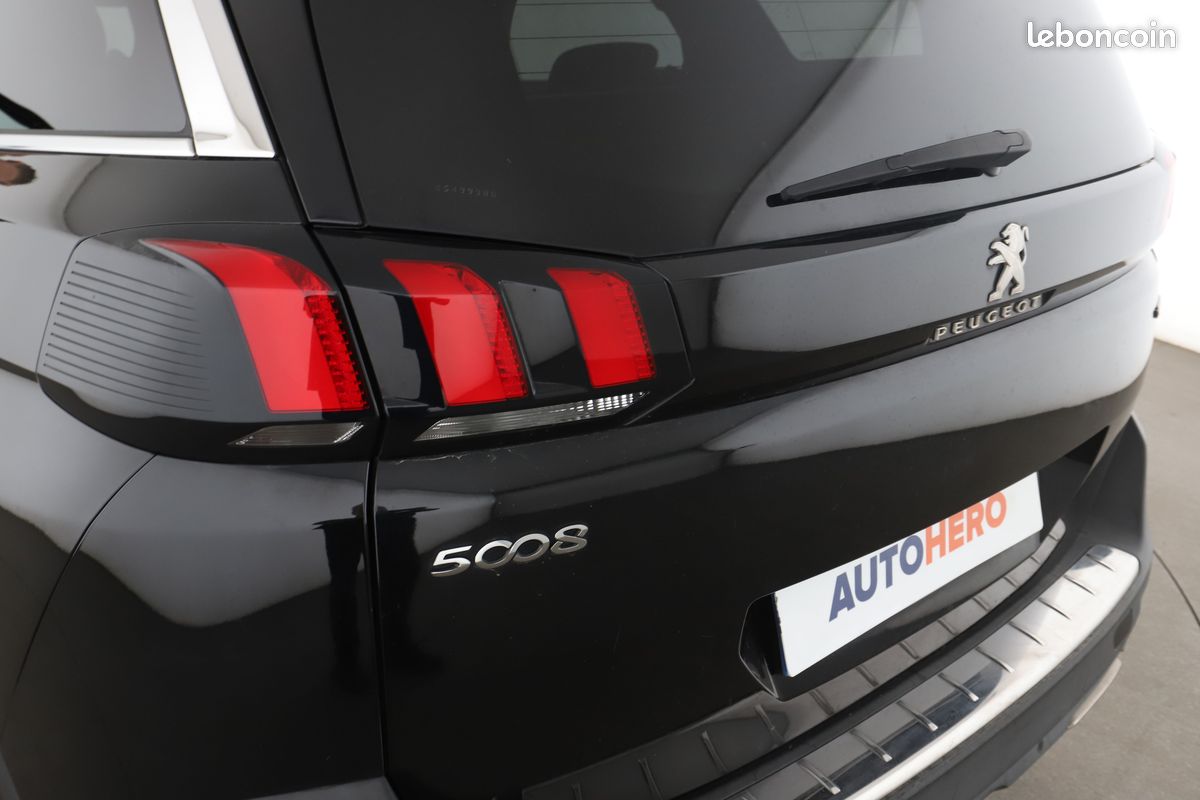 Peugeot 5008 1.2 PureTech GT Line 130 ch (image 30)
